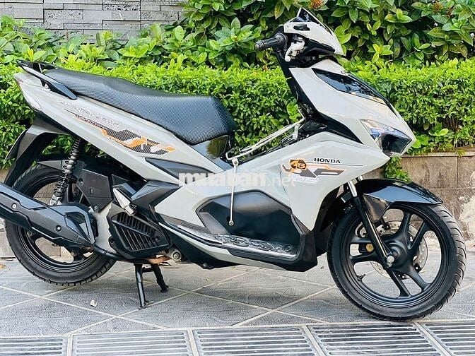 HONDA AIR BLADE 125FI XÁM NGUYÊN BẢN XE BIỂN 29