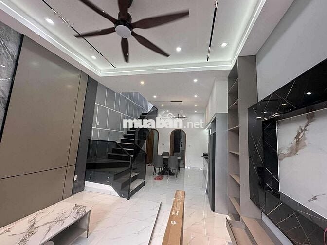 Bán nhà 2 tầng kiệt 202 hoàng văn thái