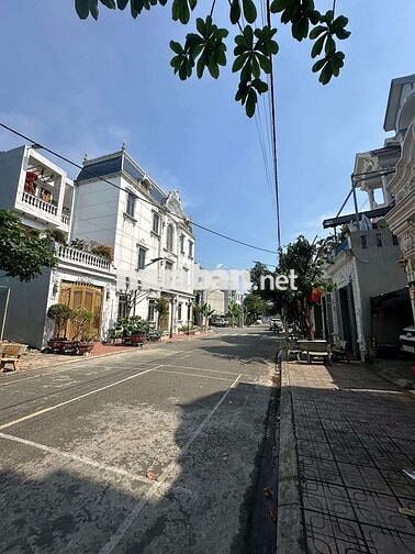 Cho thuê nhà vừa ở vừa làm vp sân oto