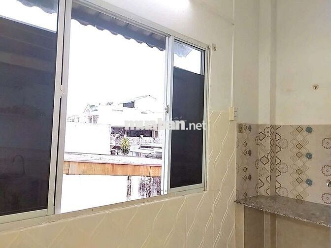 Phòng trọ lê văn lương cách lotte mart q7 chỉ 100m