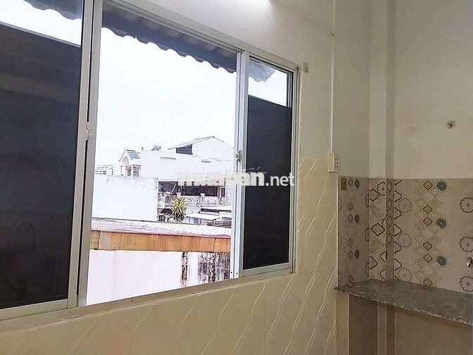 Phòng trọ lê văn lương cách lotte mart q7 chỉ 100m