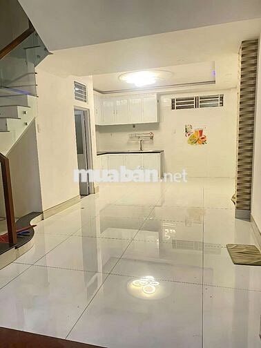 Cho thuê nguyên căn 4pn4wc, rộng rãi, có máy lạnh, Lê Đức Thọ p13 GV