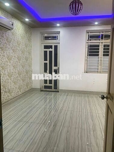 Cho thuê nguyên căn 4pn4wc, rộng rãi, có máy lạnh, Lê Đức Thọ p13 GV