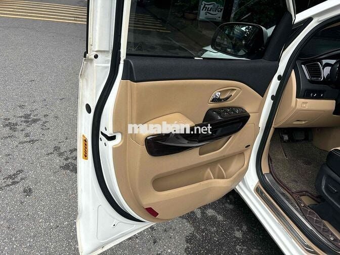 Kia Sedona 2015 2.2L DATH - 120000 km