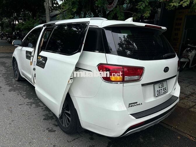 Kia Sedona 2015 2.2L DATH - 120000 km