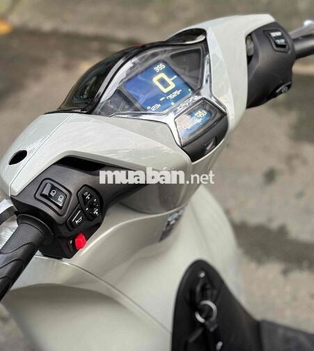 Honda SH 160i ABS 2024 Xám xi măng