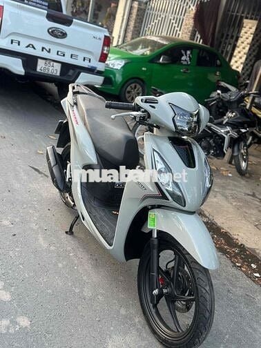 bán hoặc trao đổi