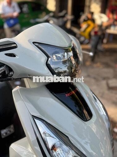 bán hoặc trao đổi