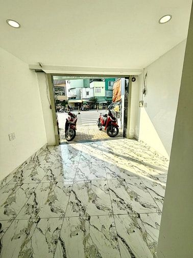 Bán nha mặt tiền kinh doanh Nguyễn Xí- Phạm Văn Đồng P13 Bình Thạnh