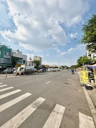 Bán nha mặt tiền kinh doanh Nguyễn Xí- Phạm Văn Đồng P13 Bình Thạnh