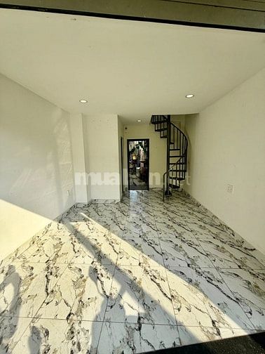 Bán nha mặt tiền kinh doanh Nguyễn Xí- Phạm Văn Đồng P13 Bình Thạnh