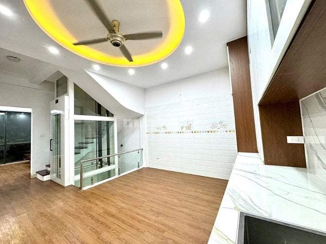 Bán nhà phố Tứ Liên, Q Tây Hồ, gần Hồ Tây, 70m2, 6 tầng,thang máy, ô t