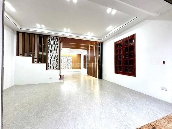 Bán nhà phố Tứ Liên, Q Tây Hồ, gần Hồ Tây, 70m2, 6 tầng,thang máy, ô t