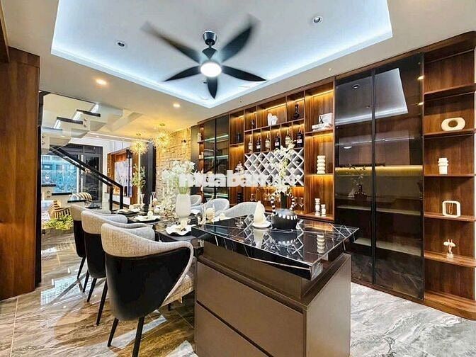 CHO THUÊ NHÀ FULL NT 5PN 7WC HẺM 114 PHẠM VĂN CHIÊU