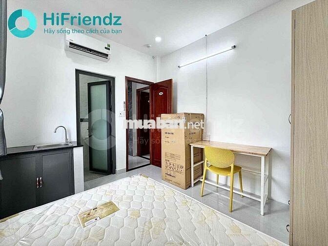 Cho thuê căn hộ dịch vụ có thang máy, cửa sổ đường Nguyễn Văn Đậu