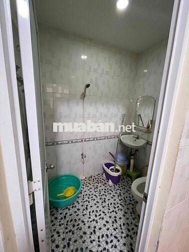 Cho thuê nhà nguyên căn có nội thất Nguyễn Thượng Hiền p6, Bình Thạnh