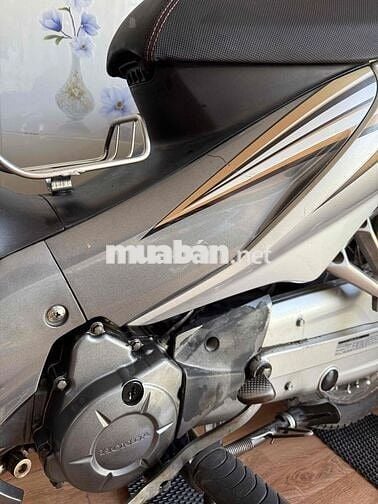 Honda Xe máy Bạc bstp máy 12/54 êm thì thầm