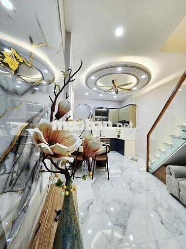 NGAY VÒNG XOAY LÊ ĐẠI HÀNH - 3PN có PN trệt - NHÀ MỚI ĐÓN NOEL ĐÓN TÊT