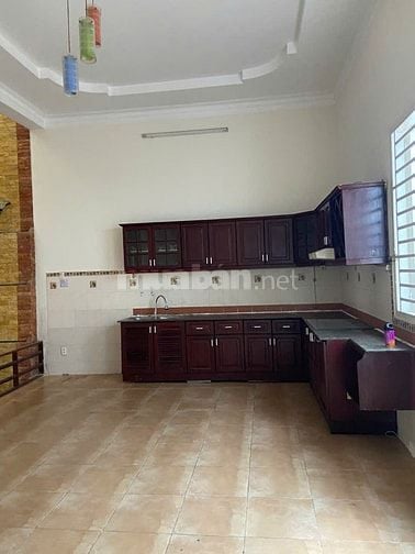 RẺ QUÁ, BIỆT THỰ ĐƯỜNG 25 KHU GIGAMALL,7MX20M,1 TRỆT 2 LẦU,4PN, 23.5TR