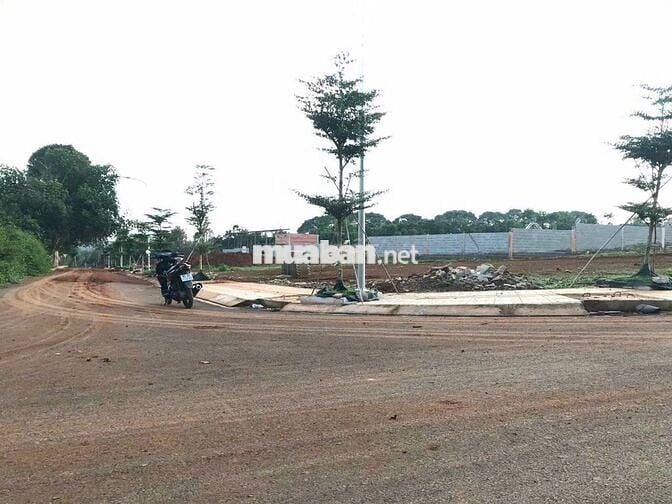 ĐẤT ĐẸP-GIÁ TỐT chính chủ bán nhanh lô đất tại huyện Chư Prong,Gia Lai