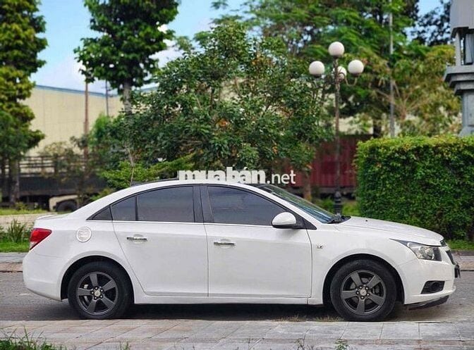 Cruze dklđ 2012 siêu cọp  Tầm ti ền này mà đẹp này