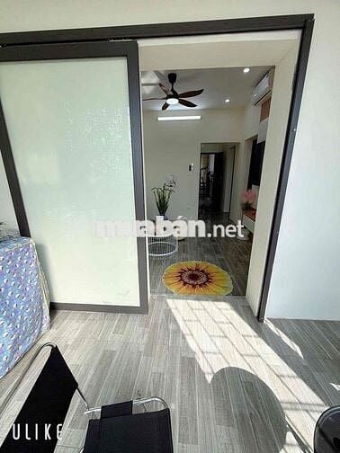 Bán nhà chung cư phố Hồ Đền Lừ nhà đẹp ở ngay 70m T5 giá nhỉnh 3 tỷ có