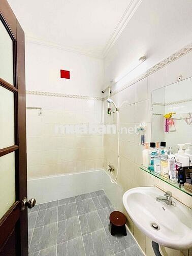 Nhượng lại phòng trọ 25m2 Lê Văn Sỹ, cuối tháng trống phòng