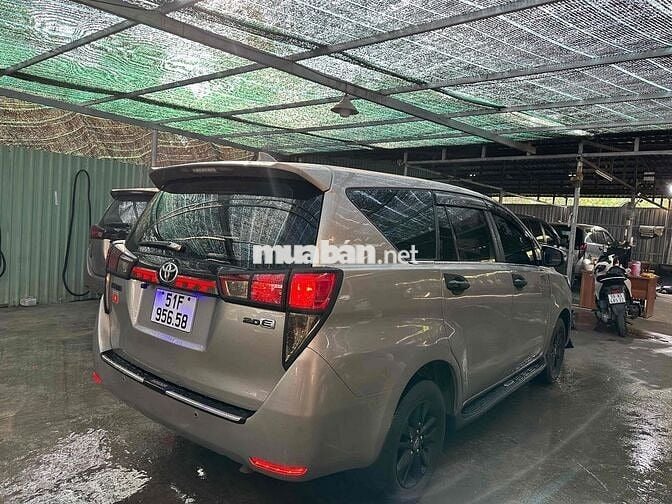 Toyota Innova E 2019 máy Rin