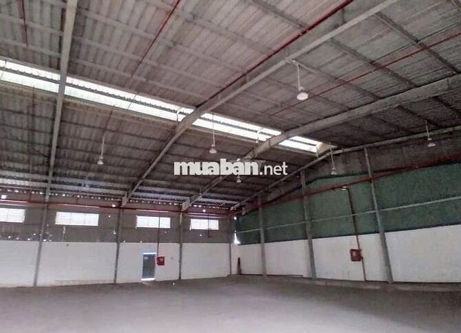 Cần cho thuê gấp kho diện tích 500m2 ở Đào Trí có pccc