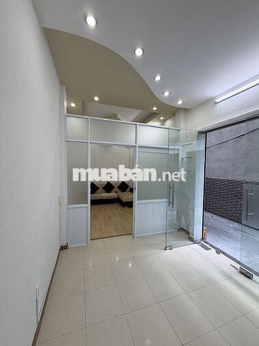 Nhà mới nguyên căn, DTSD 60m2, 2PN, hẻm Nguyễn Công Trứ, Quận 1