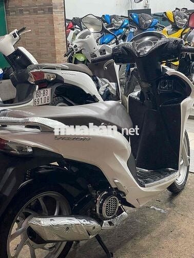 Honda Vision 2024 màu Trắng