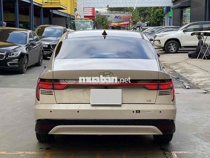 Hyundai Accent 2024 Cao Cấp 23.000km Trắng