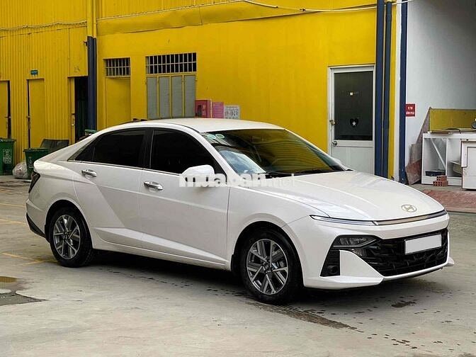 Hyundai Accent 2024 Cao Cấp 23.000km Trắng