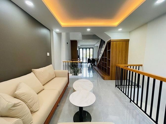 GIẢM 500Tr NHÀ MỚI XÂY - HẺM 6m THÔNG - 4 x 17 - 5 TẦNG - CHỈ 8.5 TỶ 