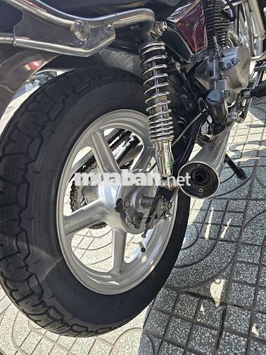 CUSTOM 125CC.HQCN.BSTP,đồ zin 95%,chính chủ