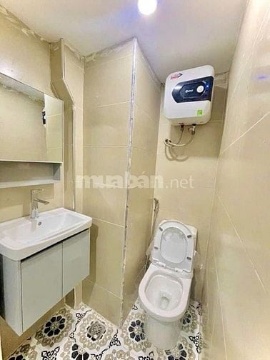 Chính chủ bán nhà phố Quỳnh Mai