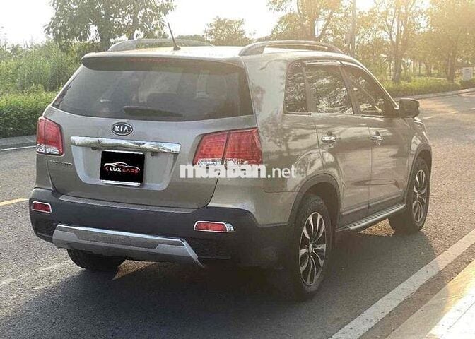 Kia Sorento 2013 GAT 2.4L 2WD - 45000 km- ĐK:2014