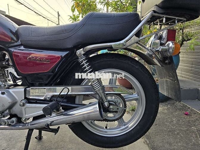 CUSTOM 125CC.HQCN.BSTP,đồ zin 95%,chính chủ