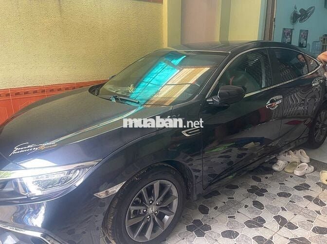 Bán Honda  ci-vic  2020  20.000 km  giá 560 triệu