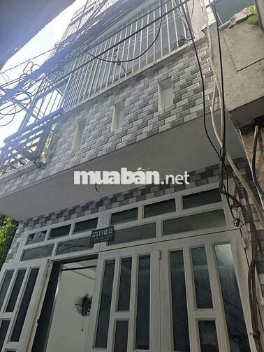 Cho thuê nhà Lý Thường Kiệt 3Tầng 2pn 3wc ban công