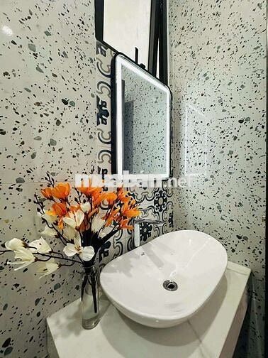 Toà nhà căn hộ cao tầng 3 tầng kiệt phan thamh ngay Trung tâm Đà Nẵng