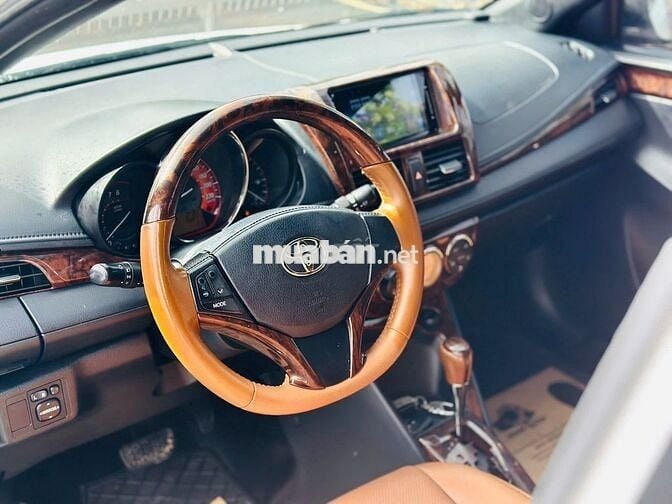 Toyota Yaris 2015 G màu Trắng