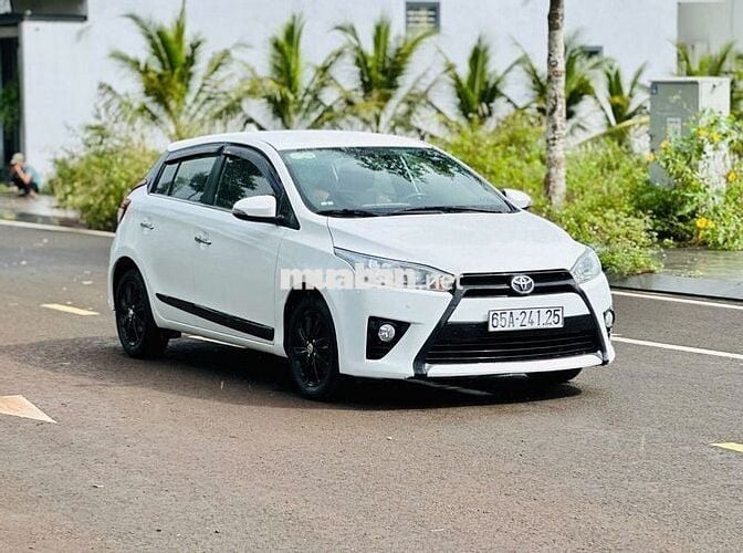 Toyota Yaris 2015 G màu Trắng