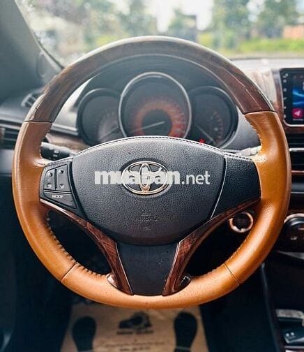 Toyota Yaris 2015 G màu Trắng