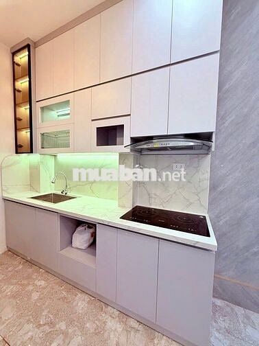 Lô góc 2 mặt ngõ - Sát mặt phố - Ngõ thông