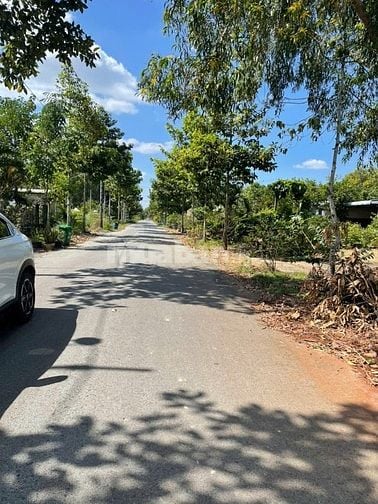 Bán gấp 10x68m, 680m2 có 100m2 thổ, nhựa ngã sát ngã 4 giao vs DH 704