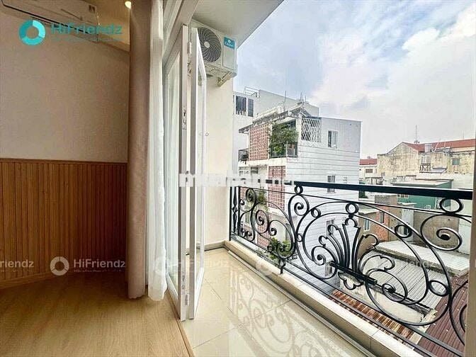 CHO THUÊ CHUNG CƯ MINI / 1 PHÒNG NGỦ - BAN CÔNG / TÁCH BẾP RIÊNG BIỆT