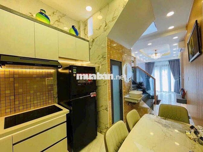 Nhà Hẻm Xe Hơi Hoàng Hoa Thám Full Nội Thất, Bình Thạnh