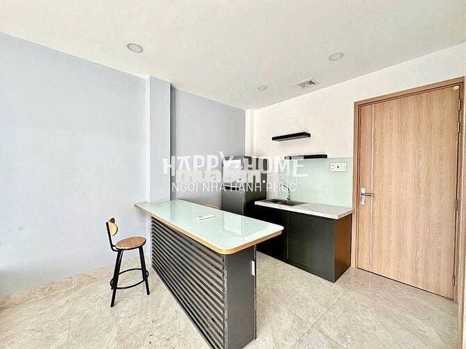 CHO THUÊ PHÒNG BAN CÔNG- ĐIỆN BIÊN PHỦ, BÌNH THẠNH GẦN Q1,Q3,HÀNG XANH