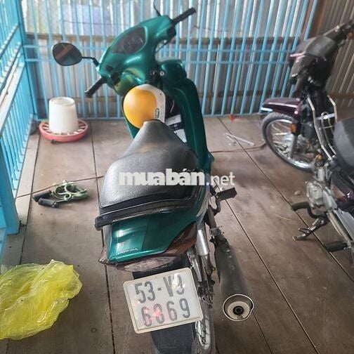 Xe future 1 .máy thái đời 2000 nhak